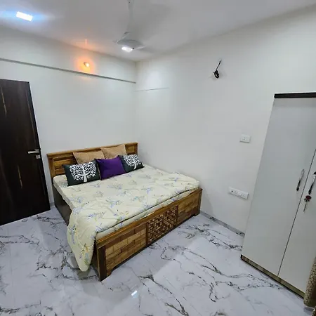 Apartment Bandra Bloom- Spacious1bhk Near Lilavati&bandstand *