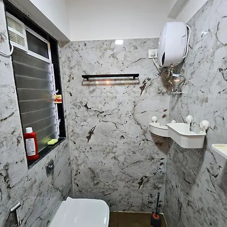 Apartment Bandra Bloom- Spacious1bhk Near Lilavati&bandstand *