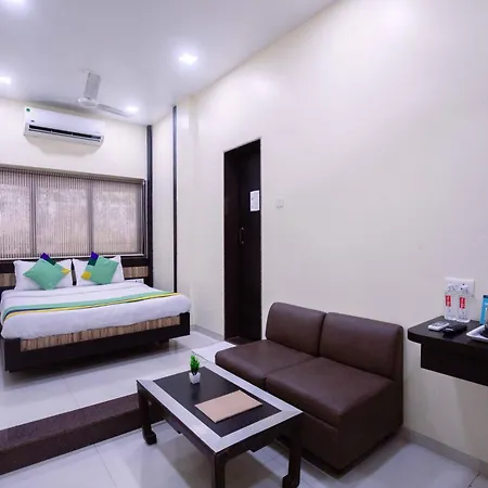 Hotel Treebo Hiramani Parel Lalbaug 3*