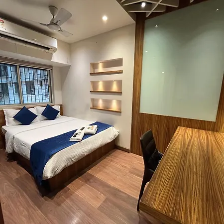 Zenith Luxe - Near Iit & Hiranandani, Powai Guest house 3*