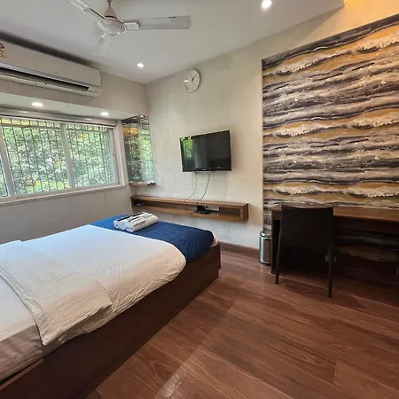 Zenith Luxe - Near Iit & Hiranandani, Powai Guest house 3*
