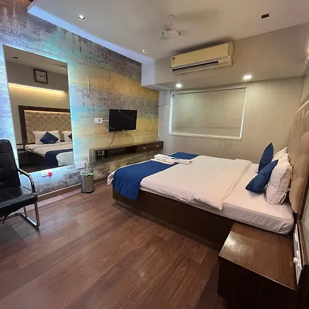 Guest house Zenith Luxe - Near Iit & Hiranandani, Powai Mumbai