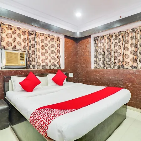 Collection O Sher E Punjab Andheri Hotel
