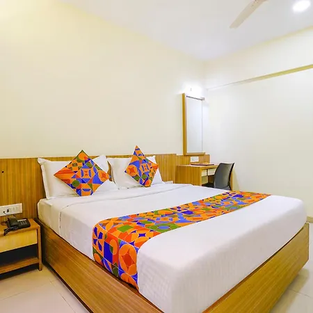 Fabexpress Kuber - Nr Apmc Vashi, Navi Hotel