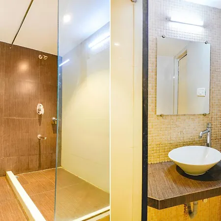 Hotel Fabexpress Kuber - Nr Apmc Vashi, Navi