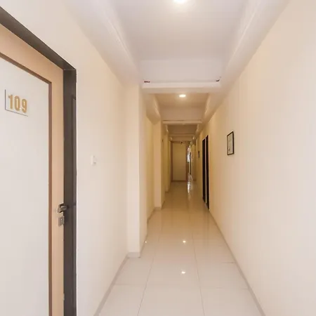 Capital O Orbit Near Infiniti Mall Hotel Mumbai