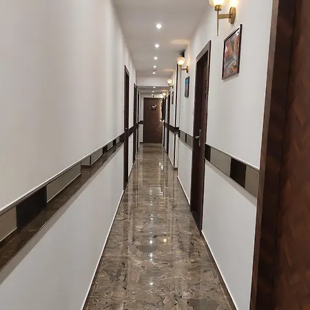 Hotel Mig Mumbai