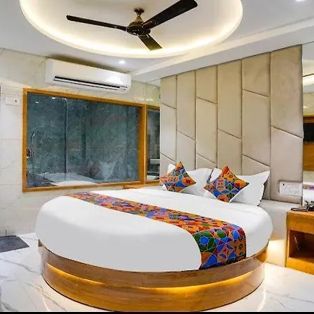 Regal Residency 3*