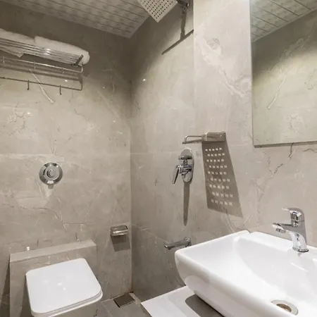 Hotel Artilla Mumbai