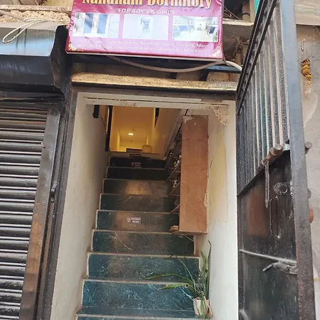 Hostel Retreats - Dorm In Andheri *