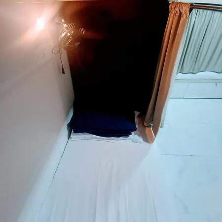 Hostel Retreats - Dorm In Andheri