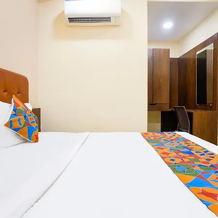 Fabhotel Airport Retreat - Nr International Airport Hotel
