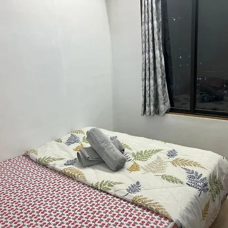 Apartment 1bhk Entire Flat In Oshiwara Mumbai