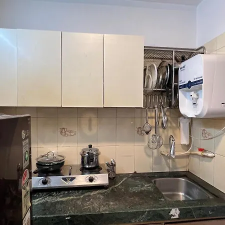 1bhk Entire Flat In Oshiwara *