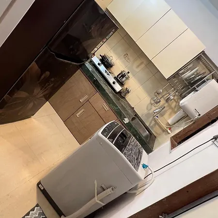 Apartment 1bhk Entire Flat In Oshiwara Mumbai