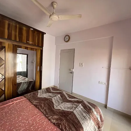 Apartment In Andheri West -007 Mumbai