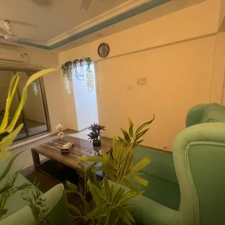 2bhk Flat -5min From Goregaon Nesco Apartment Mumbai