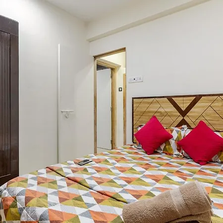 Apartment 2bhk Flat -5min From Goregaon Nesco