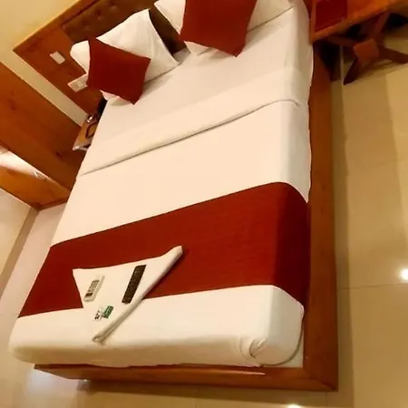 Grandeur By Avion Palace Near T2 International Airport Apartment Mumbai