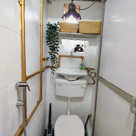 Apartment Cozy Camper Styled Mumbai