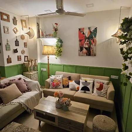 Apartment Style 2bhk Raja House, Bandra