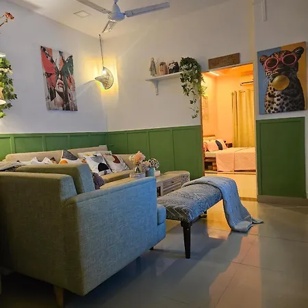 Style 2bhk Raja House, Bandra Mumbai