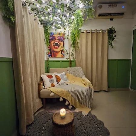 Style 2bhk Raja House, Bandra