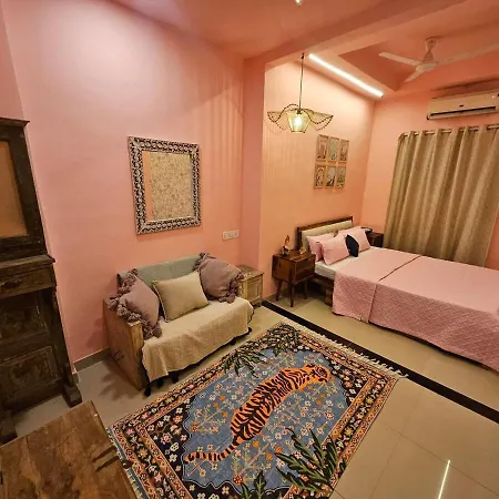 Apartment Style 2bhk Raja House, Bandra Mumbai