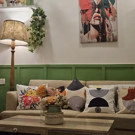 Style 2bhk Raja House, Bandra *