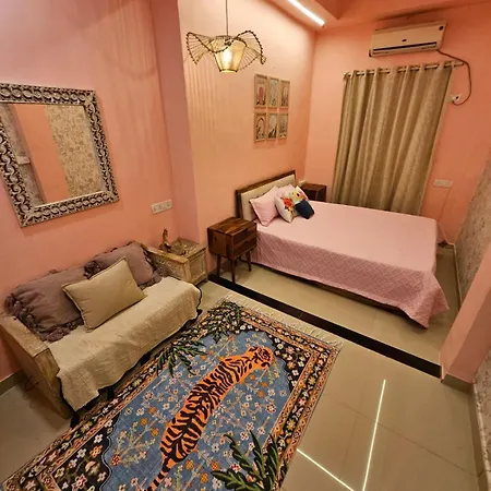Style 2bhk Raja House, Bandra