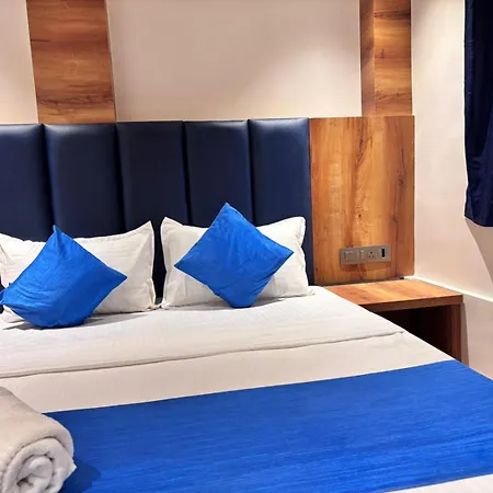 Hotel Lavish Park Mumbai