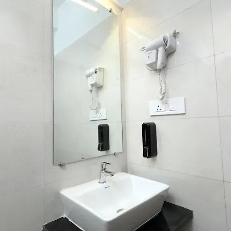 Gagal - Malad Apartment Mumbai