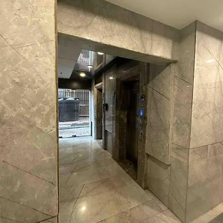 Ivy Splendour Blu Private Studio, Oshiwara, Apartment Mumbai