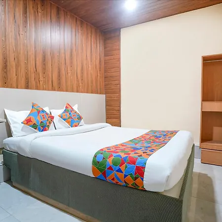 Hotel Via Bala Residency