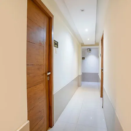 Hotel Fabhotel Regal - In Sahar Road 3*