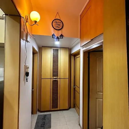 Apartment In Lokhandwala #014 *