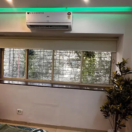 In Lokhandwala #014 Apartment Mumbai