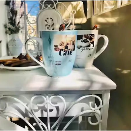 Lovely Home Apartment Mumbai