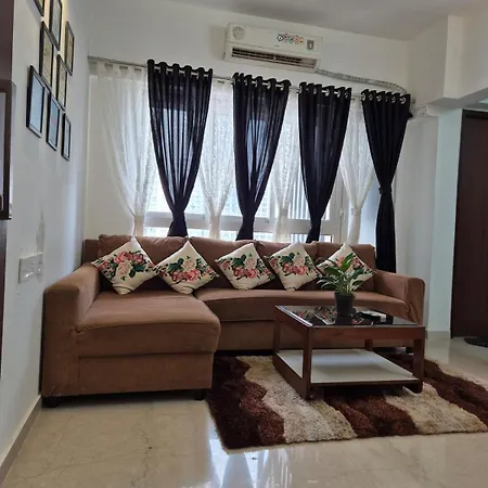 Sky View 1bhk Near Nesco & Jp Morgan Apartment