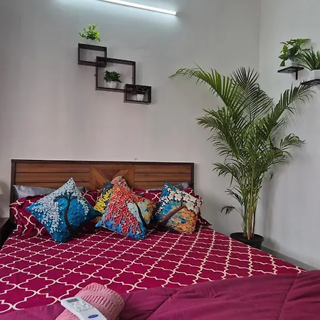 Sky View 1bhk Near Nesco & Jp Morgan *