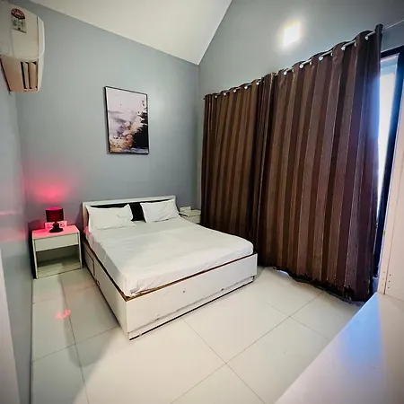 Malak-6 * Mumbai