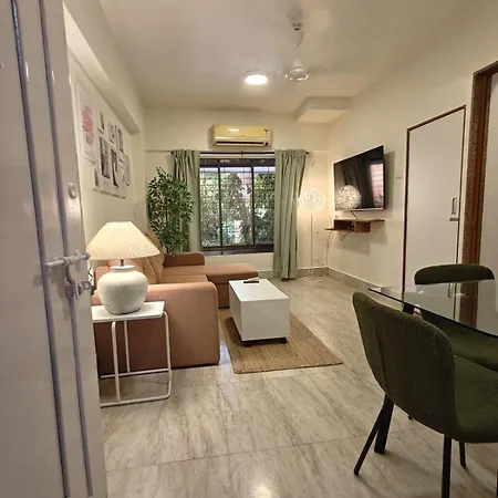 Spacious 1bhk Off Carter Road Mumbai