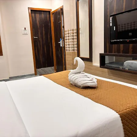 Hotel Arts Palace 3*