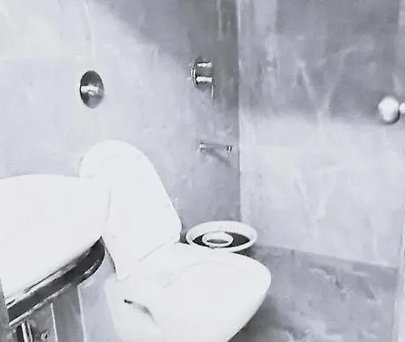 Hotel Fabhotel Pinnacle Mumbai