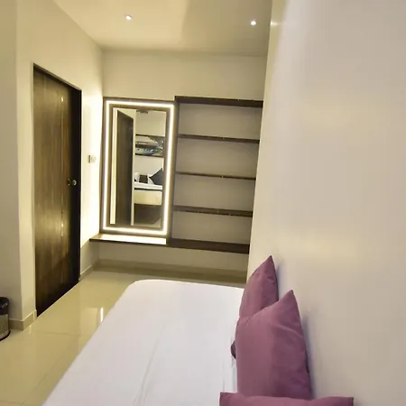 Hotel Urban Nest