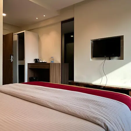 Hotel Farm Regency Mumbai