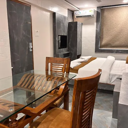 Arts Palace Hotel 3*