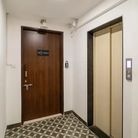 Apartment Selene Mumbai