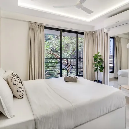 Selene Apartment *