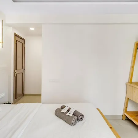 Selene Apartment